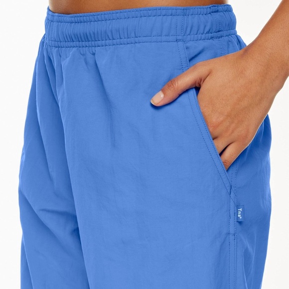 TNA Aritzia Sawyer Pant - Mid Rise, Straight Leg Track Pant - Picture 3 of 16